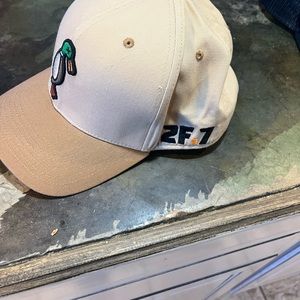 24 7 Hunt hat